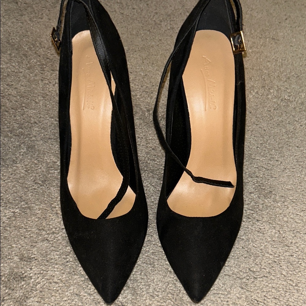 Anne Michelle Black Pointed Heels